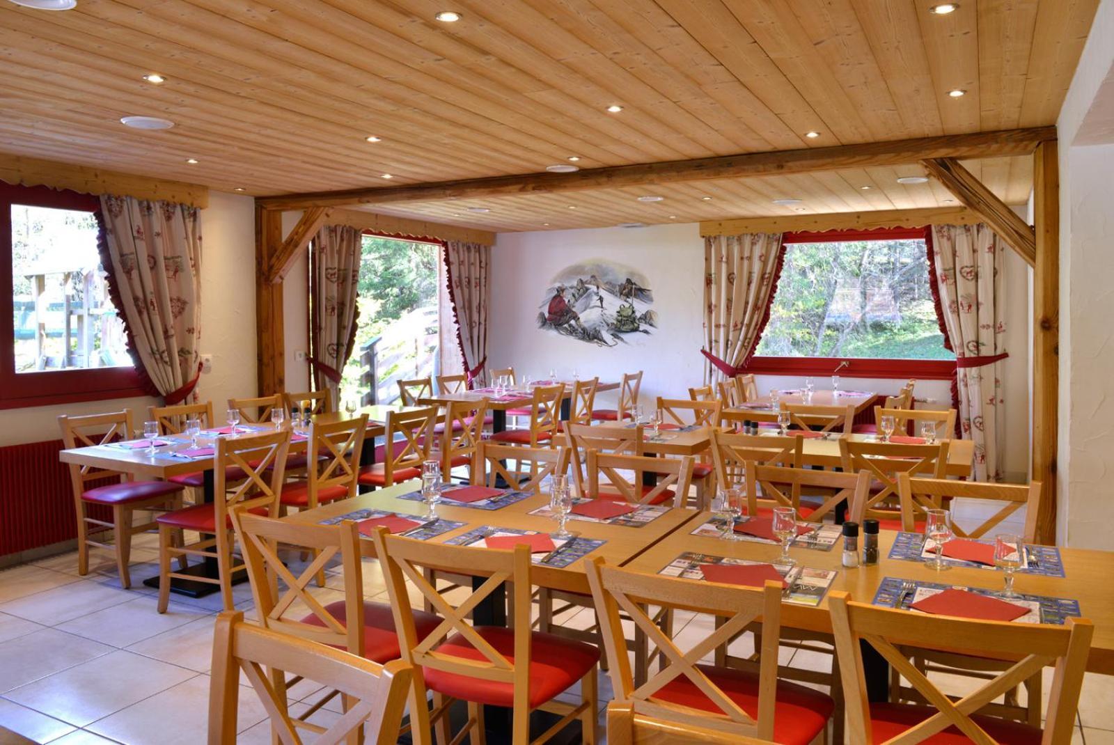 Auberge De La Dranse Chatel Exterior photo